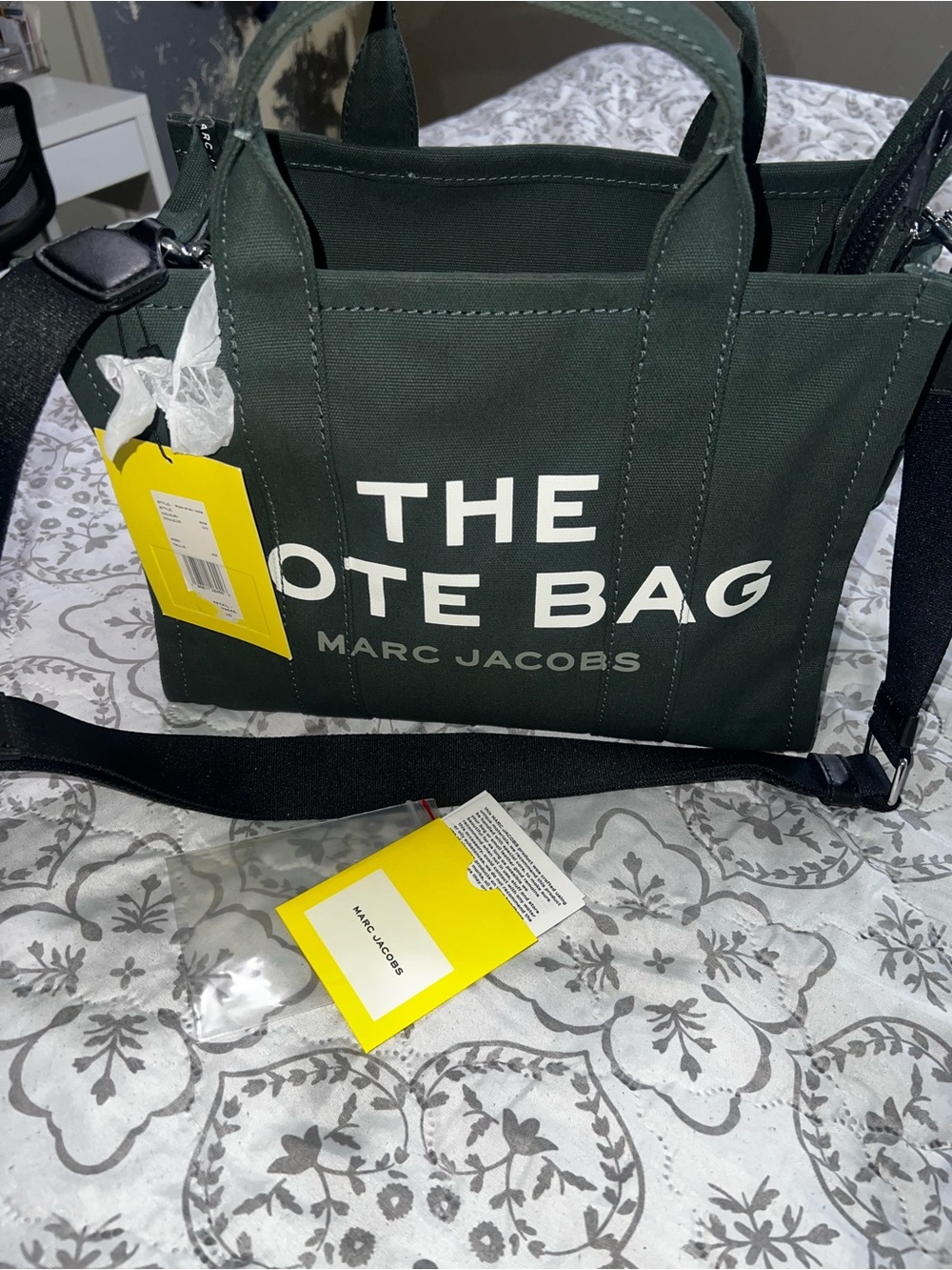 Marc Jacobs Tote Bag in Dark Green with White Logo - Picture 3 of 7
